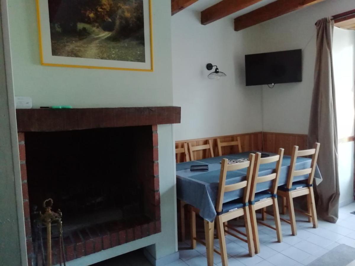 Le Rouge Robin Villa Fougax-et-Barrineuf Kültér fotó