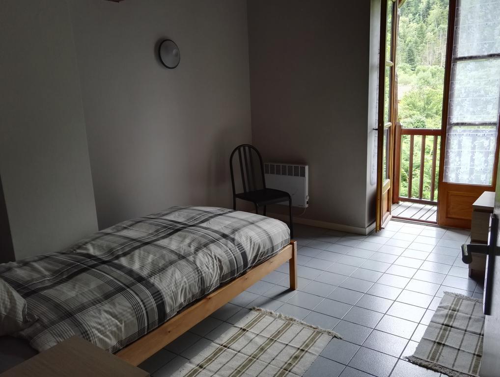 Le Rouge Robin Villa Fougax-et-Barrineuf Kültér fotó
